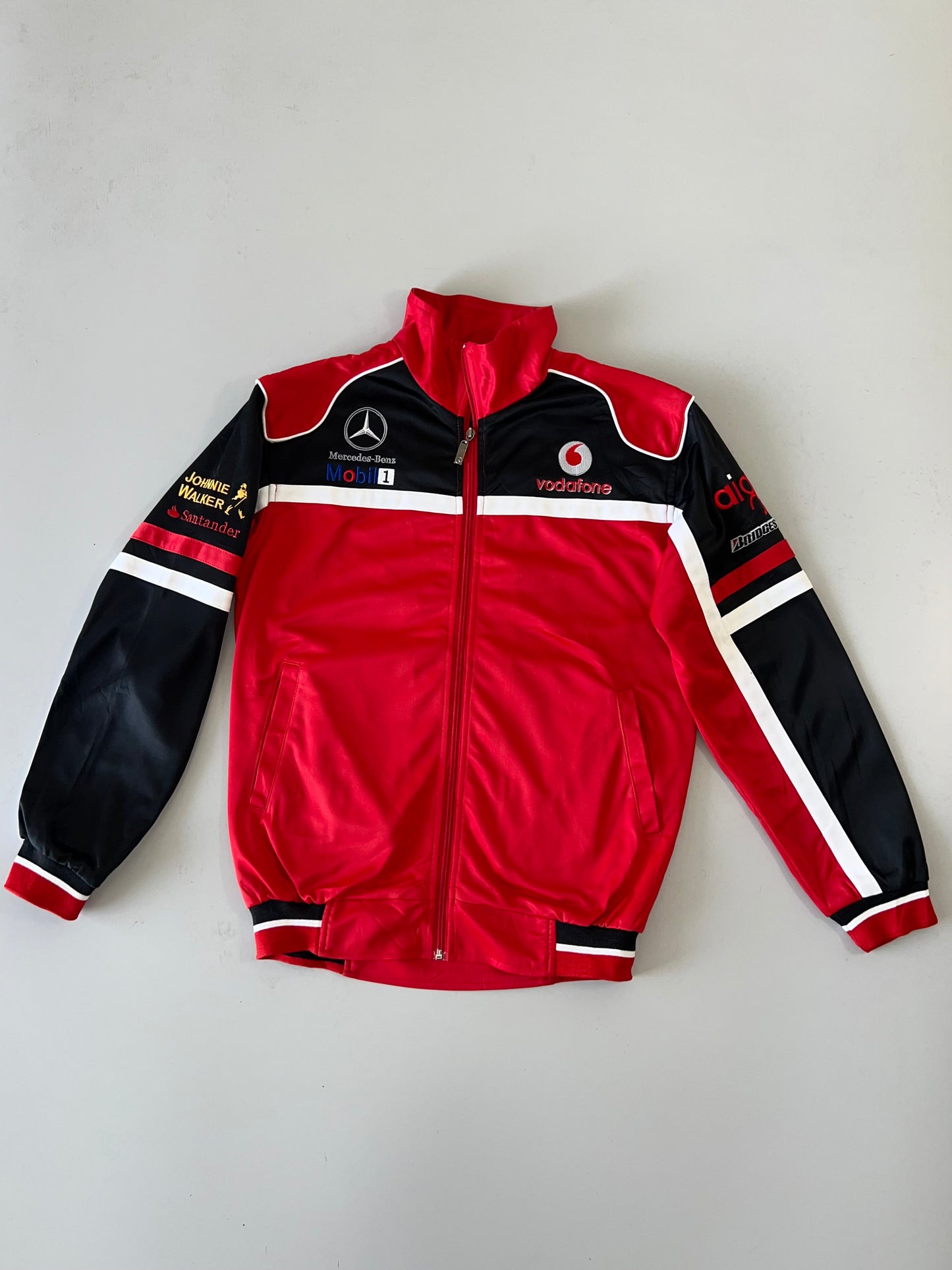 !                                                                                                                                                                                                    Merc Benz Racing Jacket (M/L)