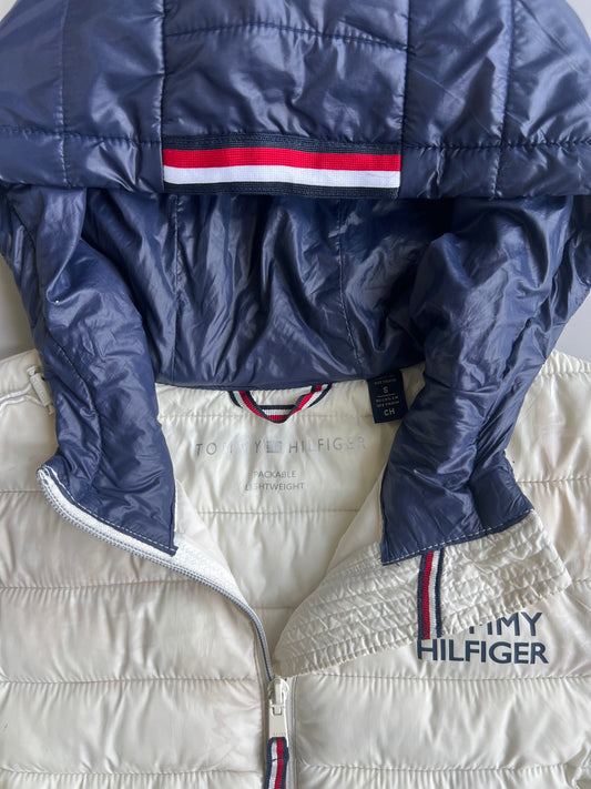 Tommy Hilfiger Packable Lightweight Quilted Two-Tone Hooded Puffer Jacket Cream (S)