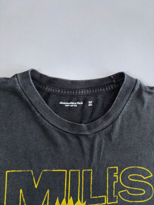 Vintage Premium Original Graphic Printed T-Shirt (XL)