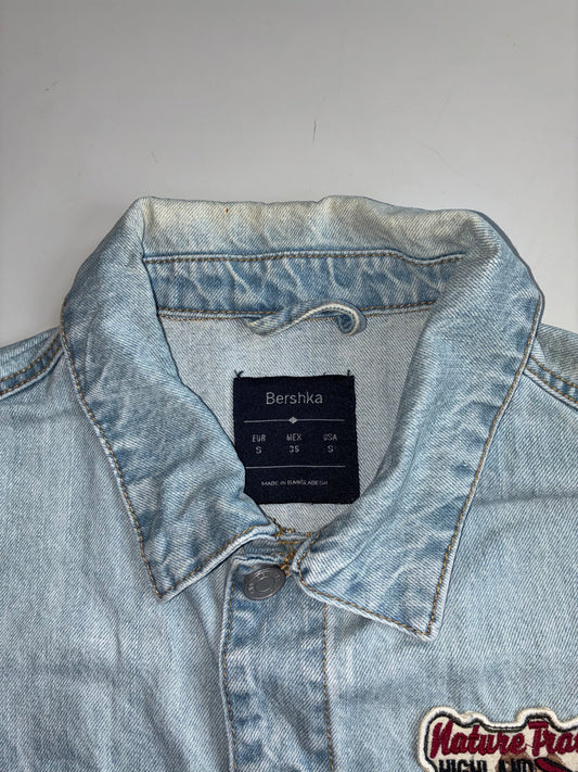 Bershka Light Wash Distressed Denim Vest – Vintage Patches | (S)