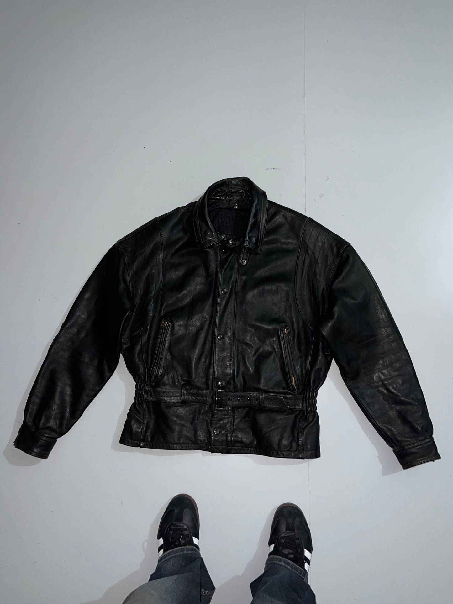!             Super Premium Original Leather (RARE) (XL/2XL)