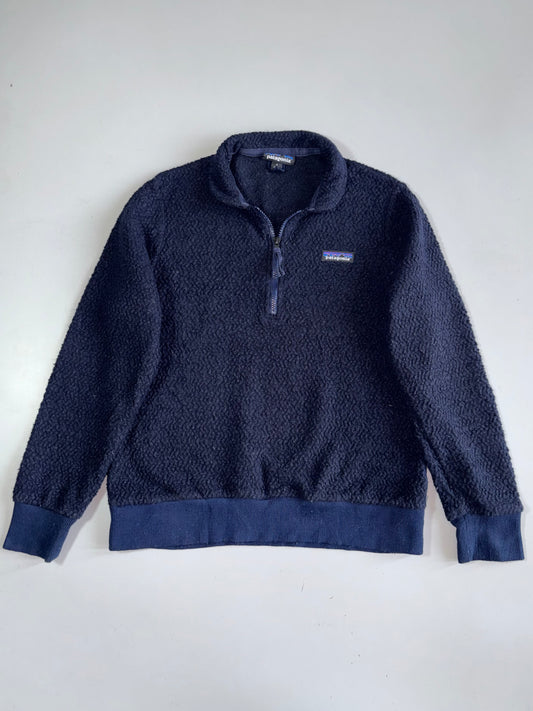 Patagonia’s Premium Original Half Zip Up Fleece Jacket (S)