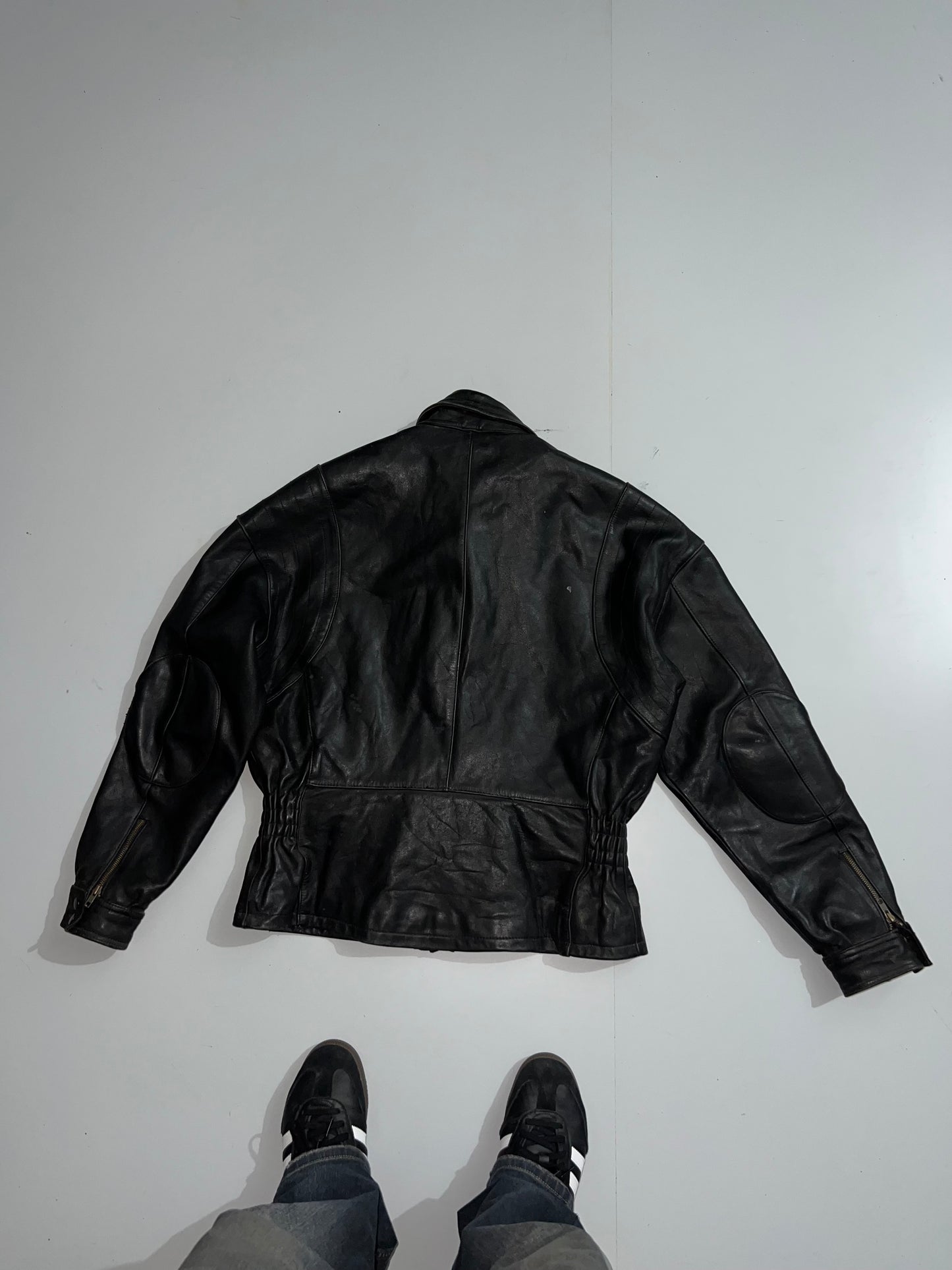 !             Super Premium Original Leather (RARE) (XL/2XL)