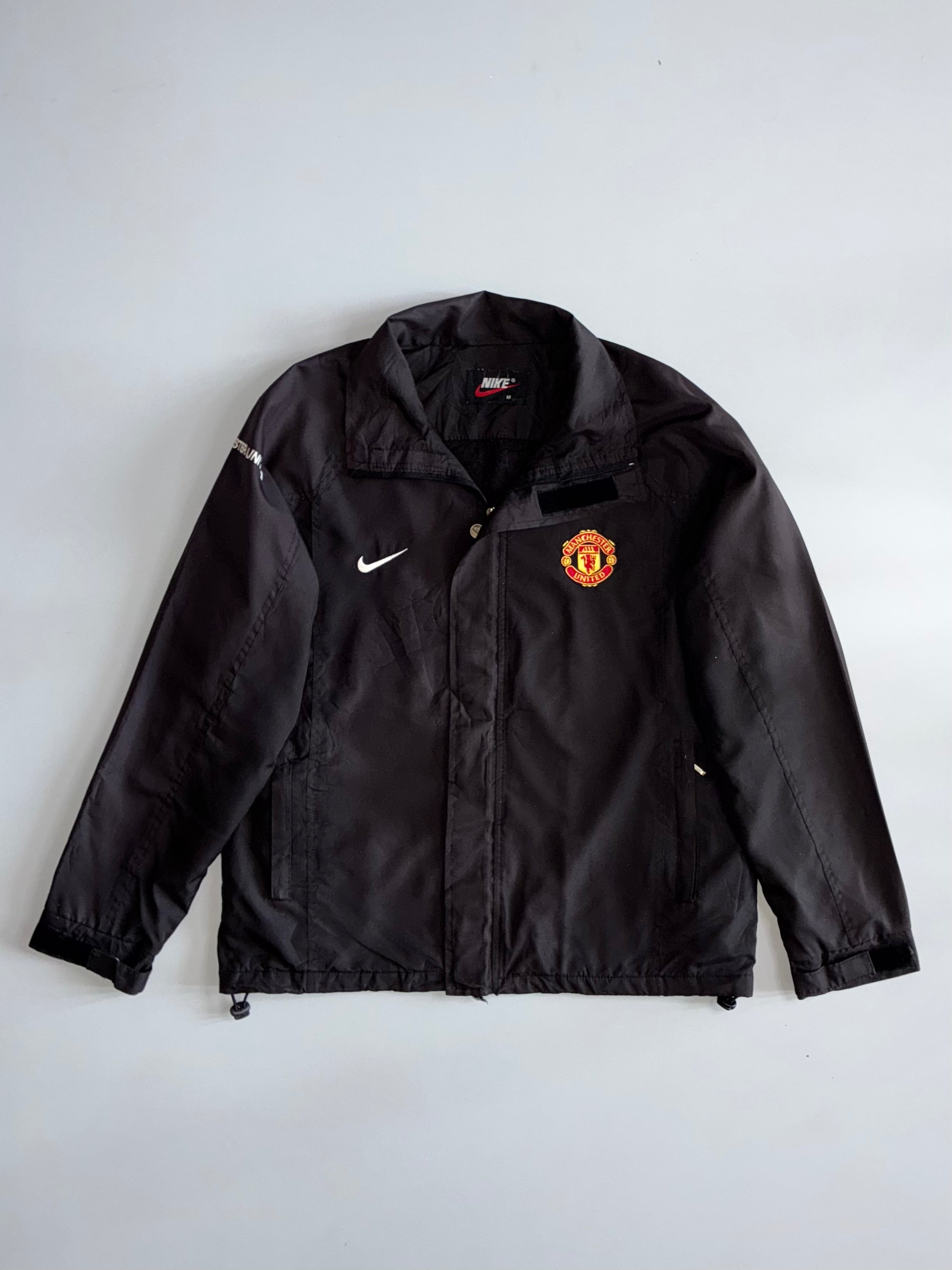 Nike Manchester United 刺繍 ナイロンジャケット M 古着 MANCHESTER UNITED マンチェスターユナイテッド バック刺繍 袖