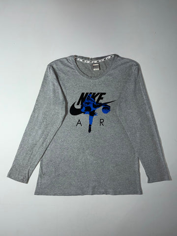 Nike Air Graphic Long Sleeve Tee – Heather Grey/Blue (L)