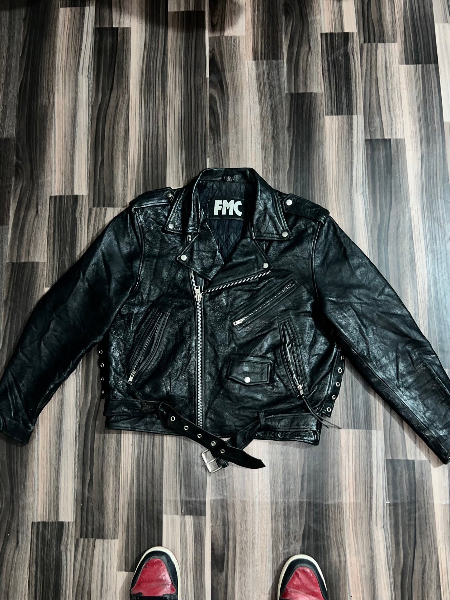 ZPremium Leather(BOGO) M/L