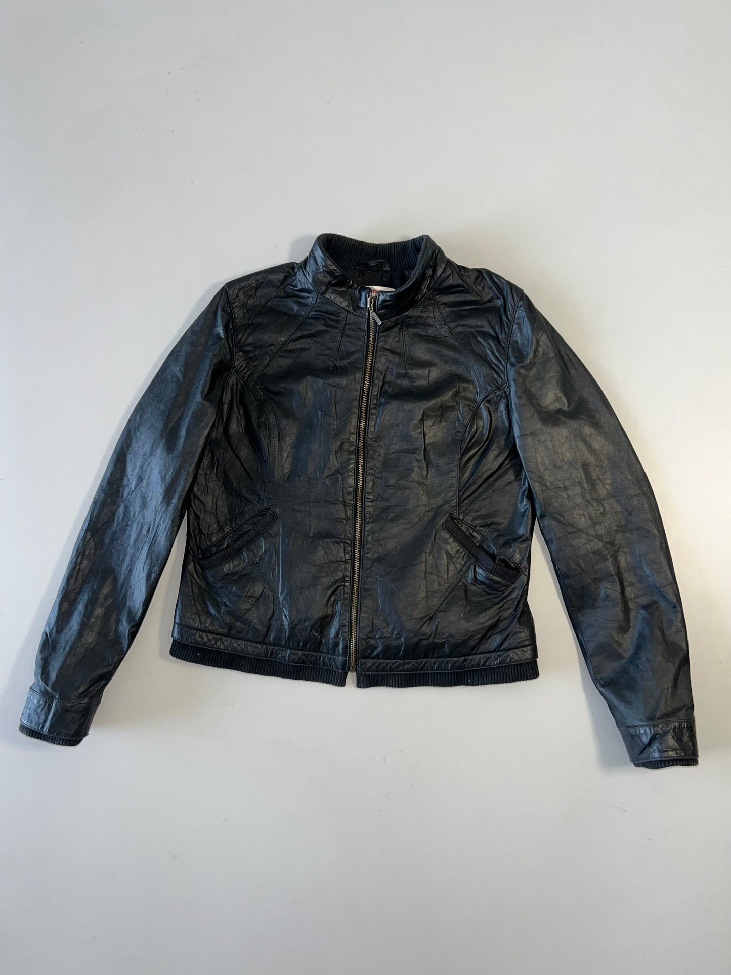 Z                 Super Premium Original Leather (S)