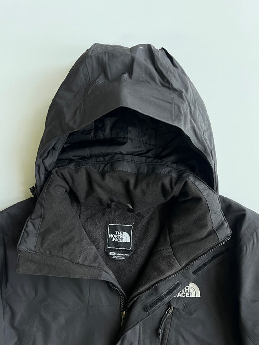 The North Face HyVent Insulated Hooded Jacket (M)