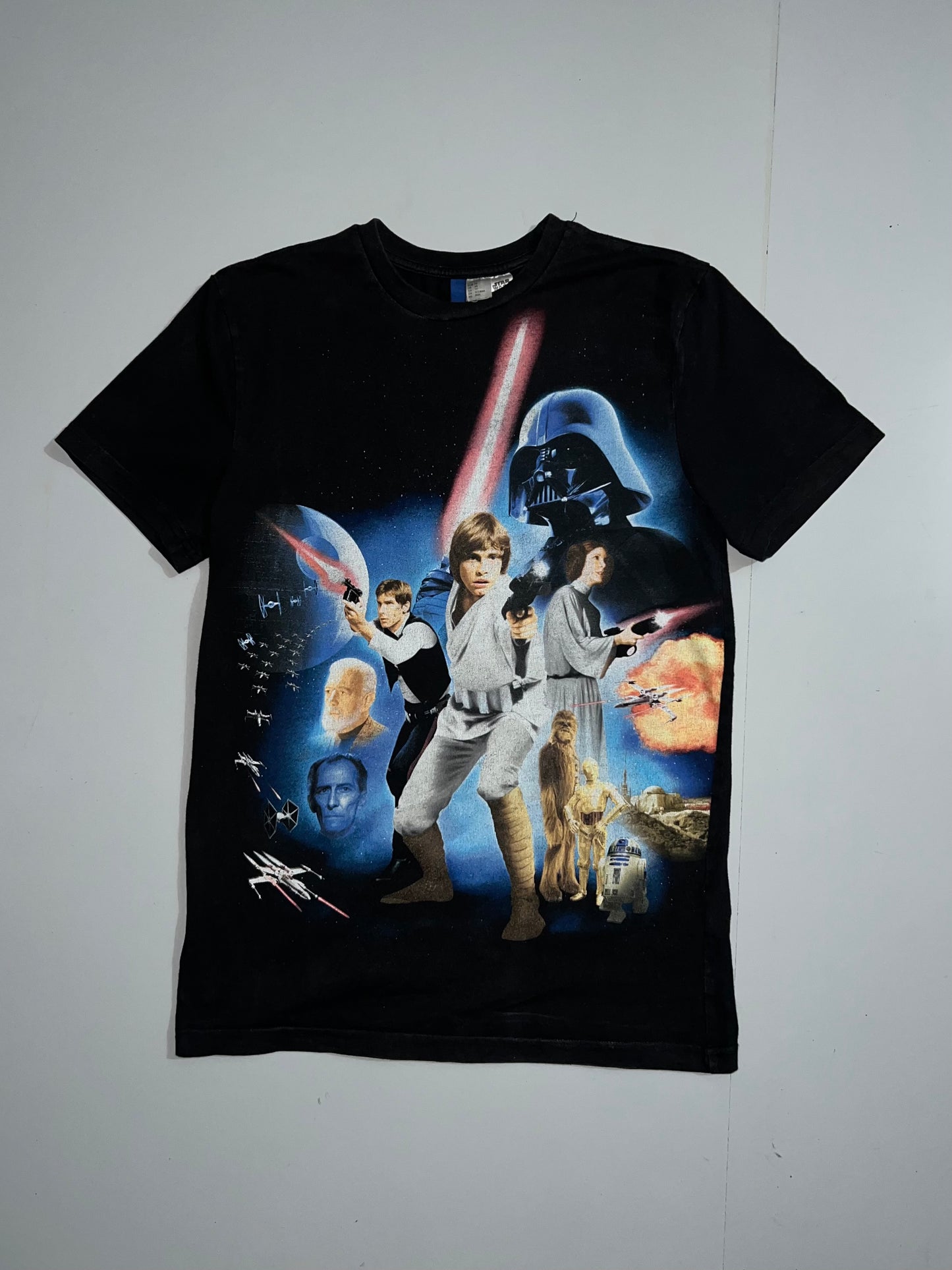 !                                     Vintage Start Wars Authentic Tee Size - (XS/S)