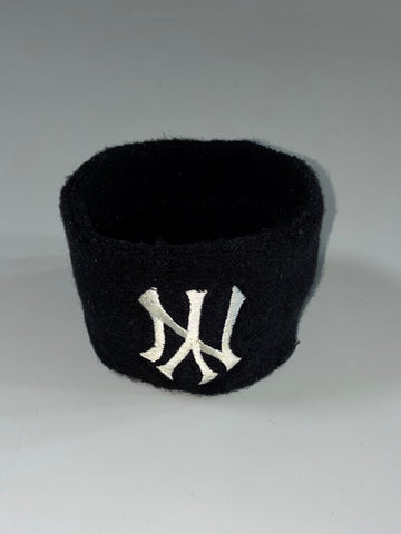 New York Yankees Black Terry Wristband (Adjustable)
