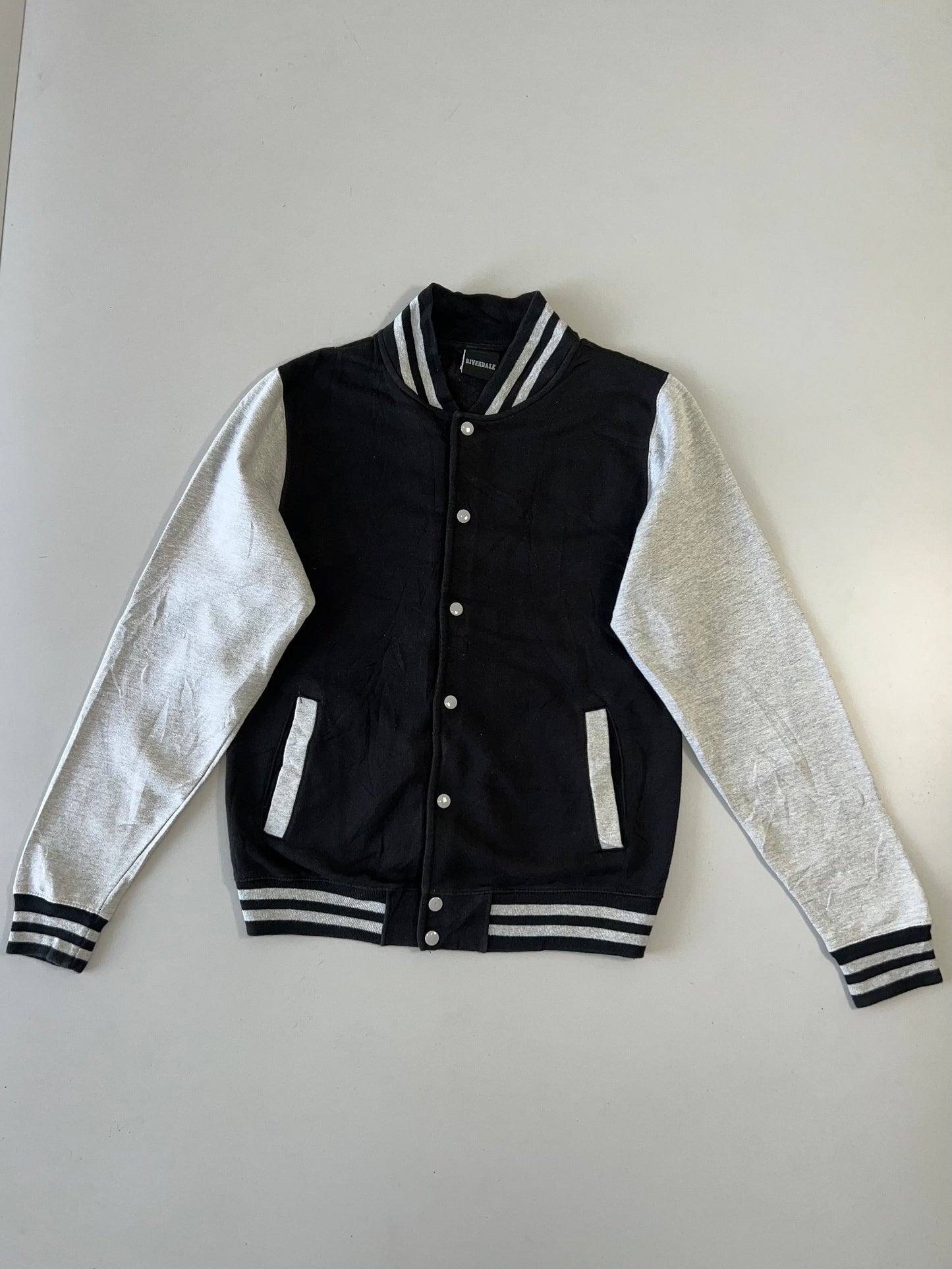 !                                                                                                                                                                             Riverdale Authentic Varsity Jacket (M)