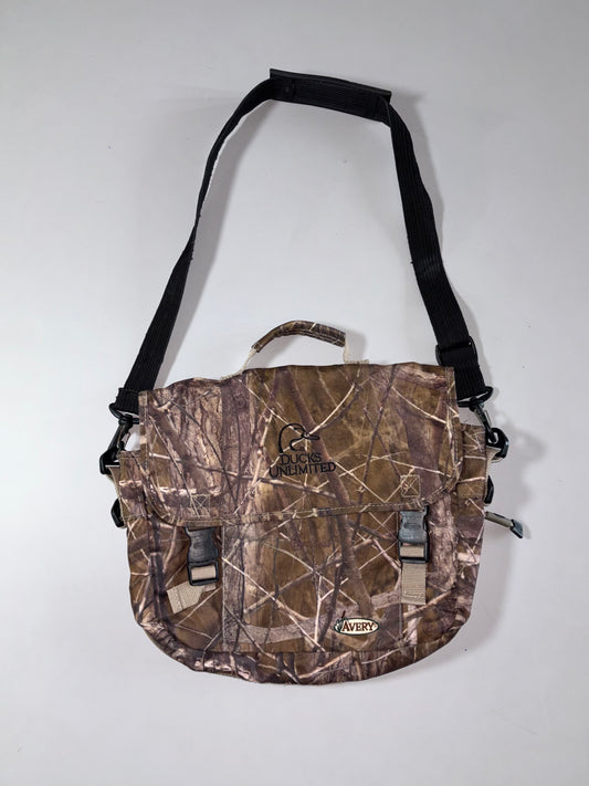 Vintage Ducks Unlimited Avery Camo Messenger Bag (H:13.5 inches)