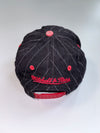 Mitchell & Ness Chicago Bulls | NBA Hardwood Classics Pinstripe | Snapback Cap (Adjustable)