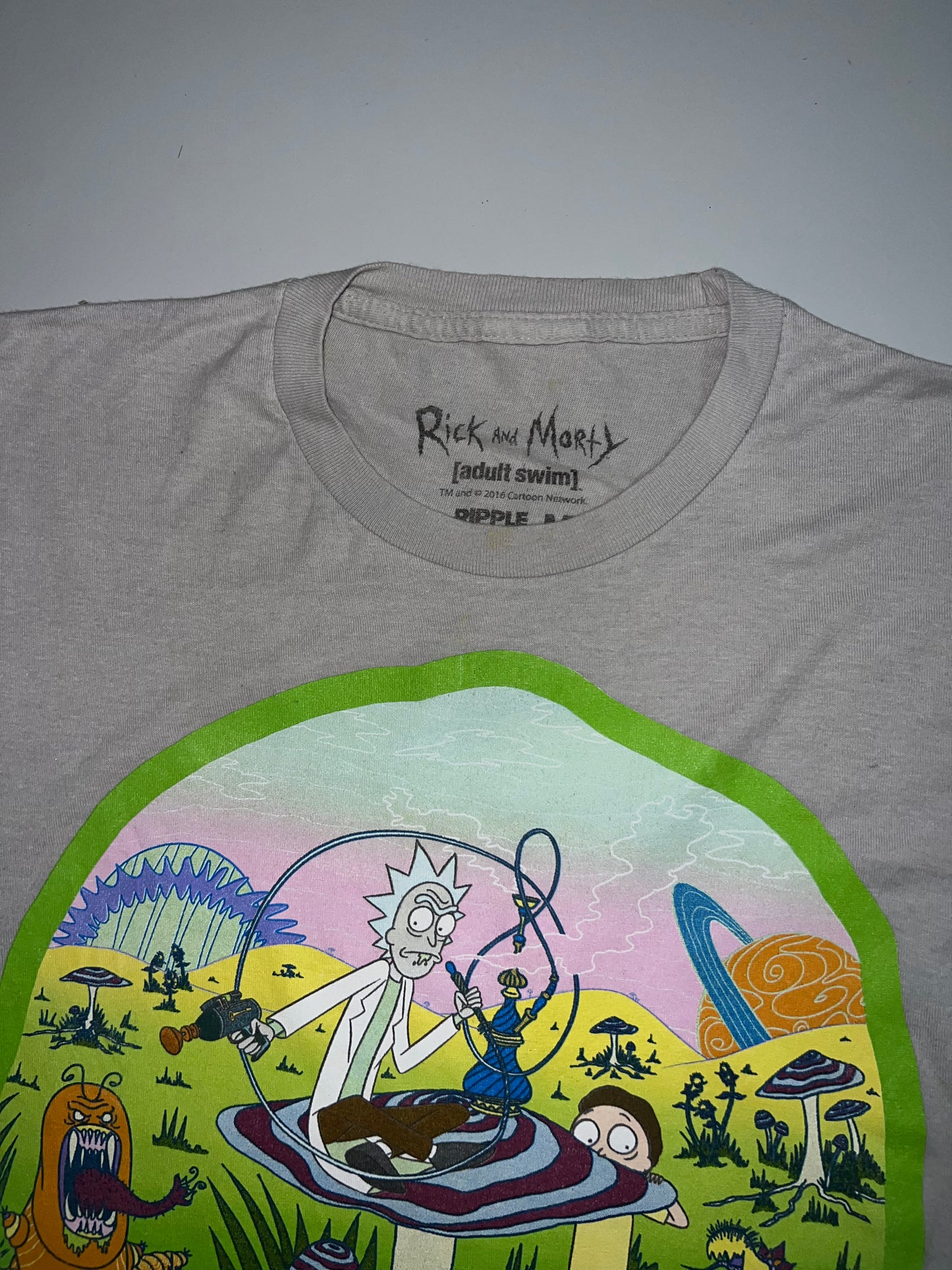 !                            Rick and Morty Authentic Product Size - (M/L)
