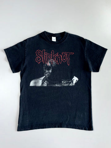 Slipknot Red Logo Band Graphic Faded Black Gildan Tee (M)