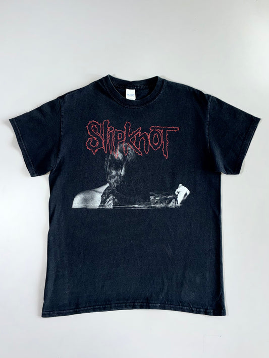 Slipknot Red Logo Band Graphic Faded Black Gildan Tee (M)