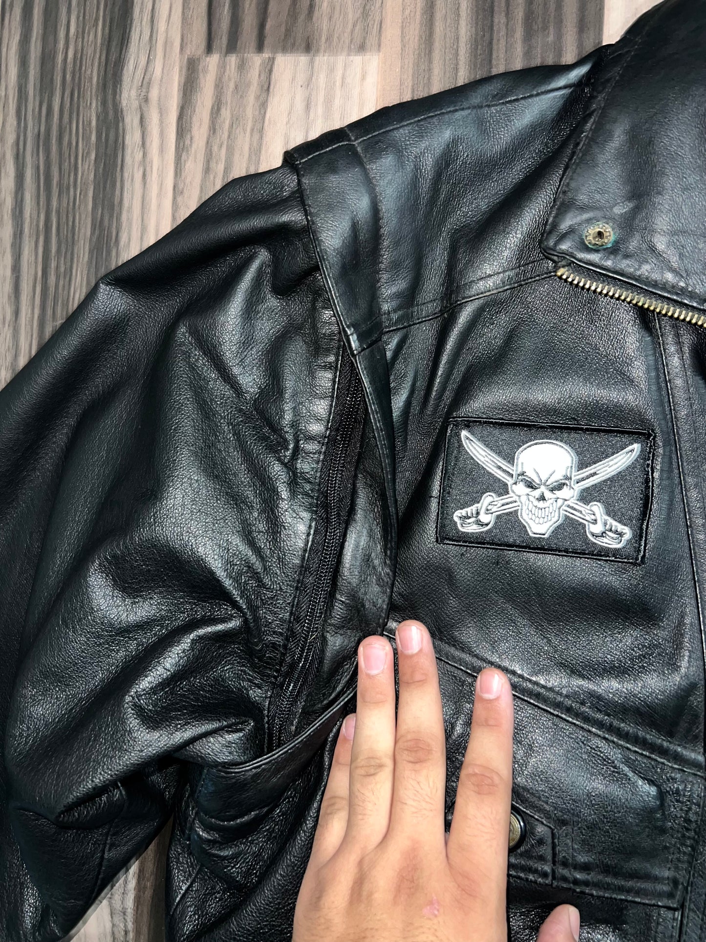 ZDetachable Sleeves Rare Original Leather (XL/2XL)