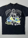 Akademiks "Dollar Dreams Corner Hustlin" Graphic T-Shirt – Black (2XL)