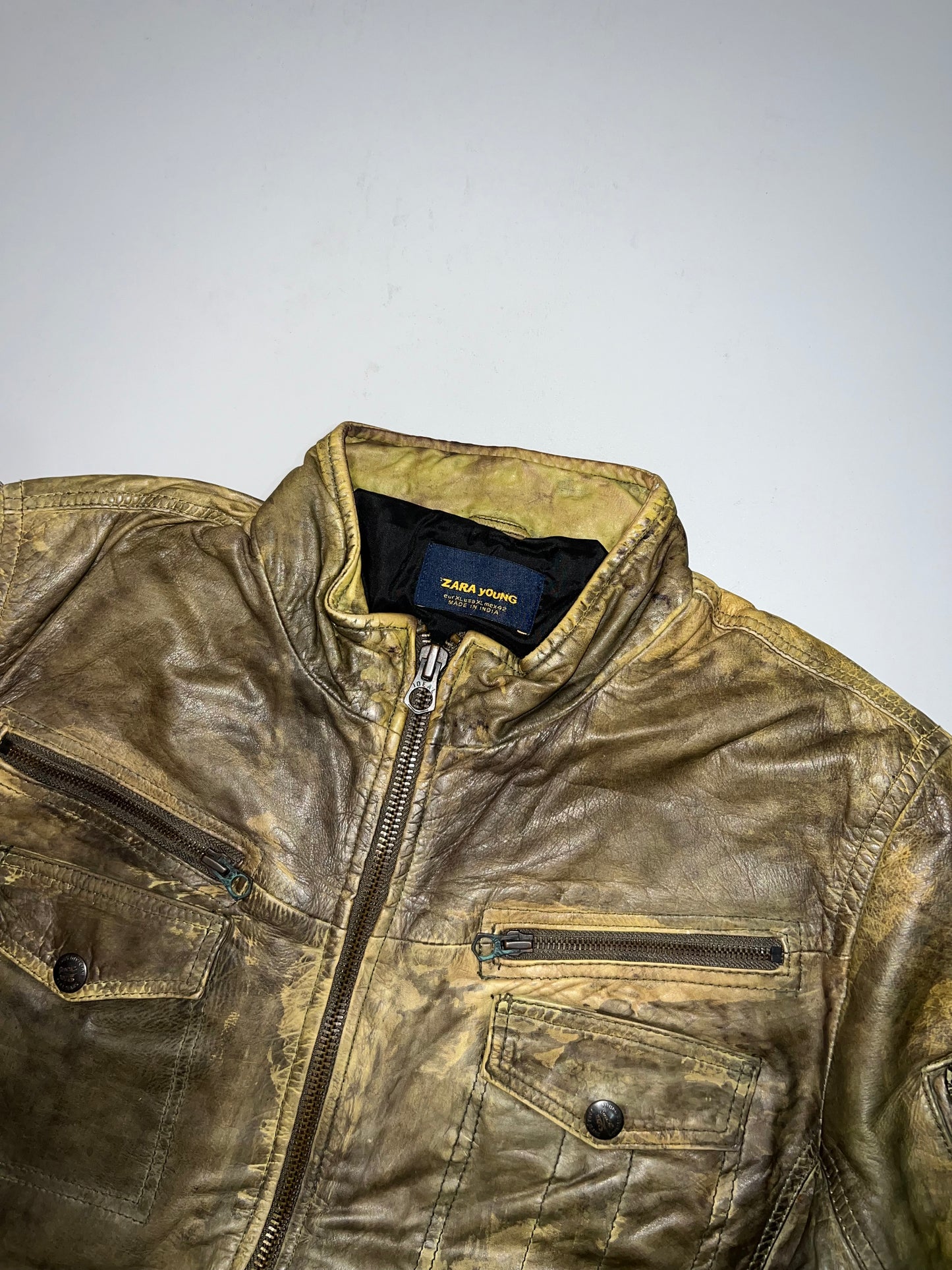 !                                                              Zara Young Original Leather (L)
