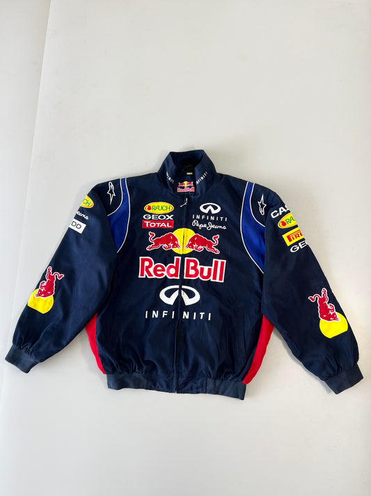 !                                                                                                                                                                                                Vintage Redbull F1 Infinity Racing Jacket (RARE FIND) (XL/2XL)