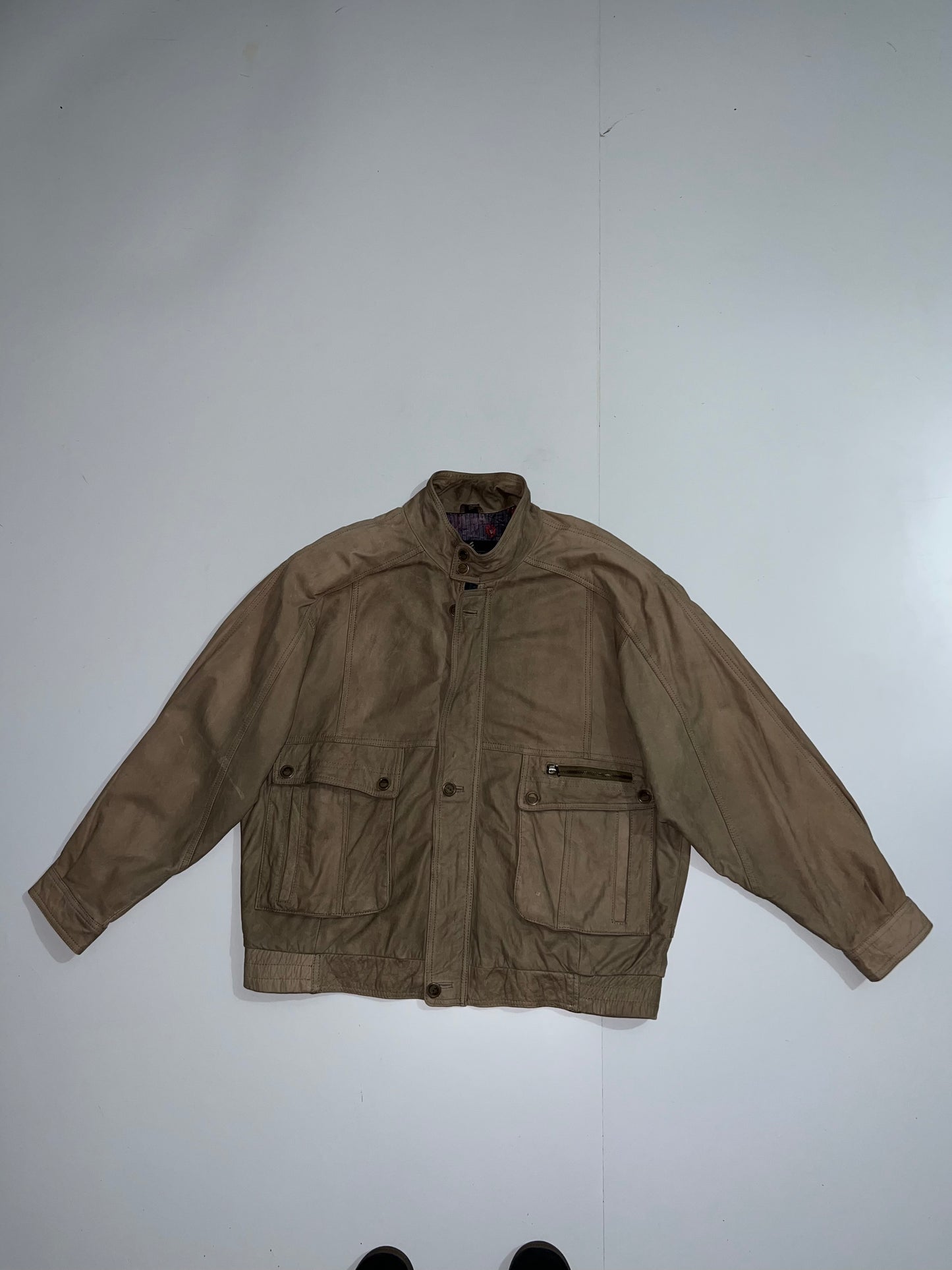 !                                                                                                                    Super Premium Original Leather (XL/2XL)