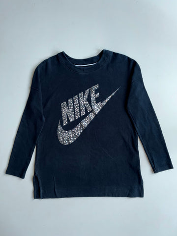 Nike Oversized Swoosh Graphic Black Long-Sleeve T-Shirt(M)