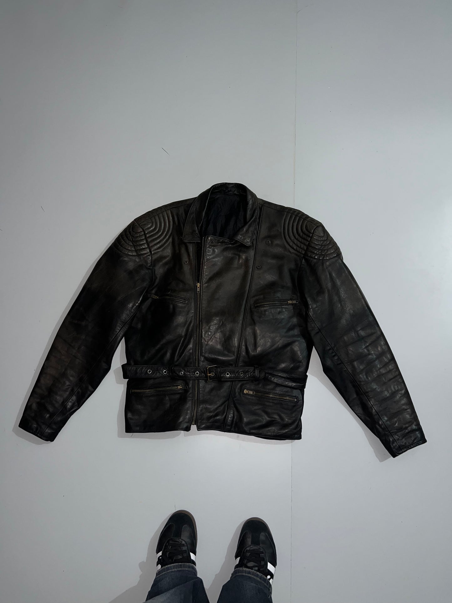 !                                                                                                                                                  Super Rare    Original Leather  Jacket (XL/2XL)