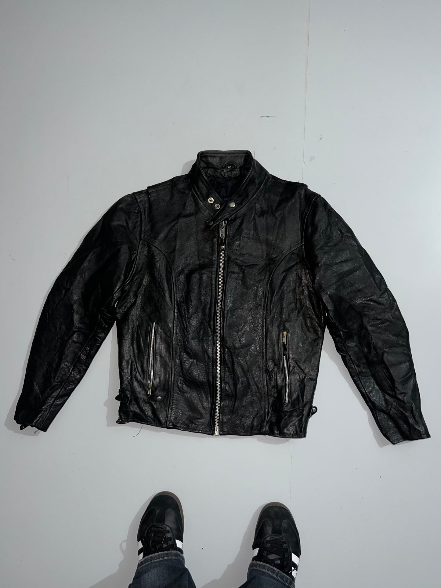 !              Super Rare Original Leather (S/M)