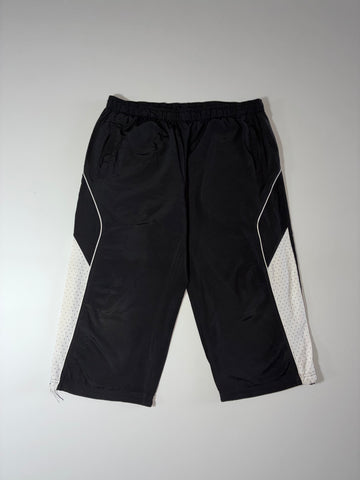 Puma Black & White 3/4 Nylon Track Shorts – Mesh Lined(W:32) (L:29)