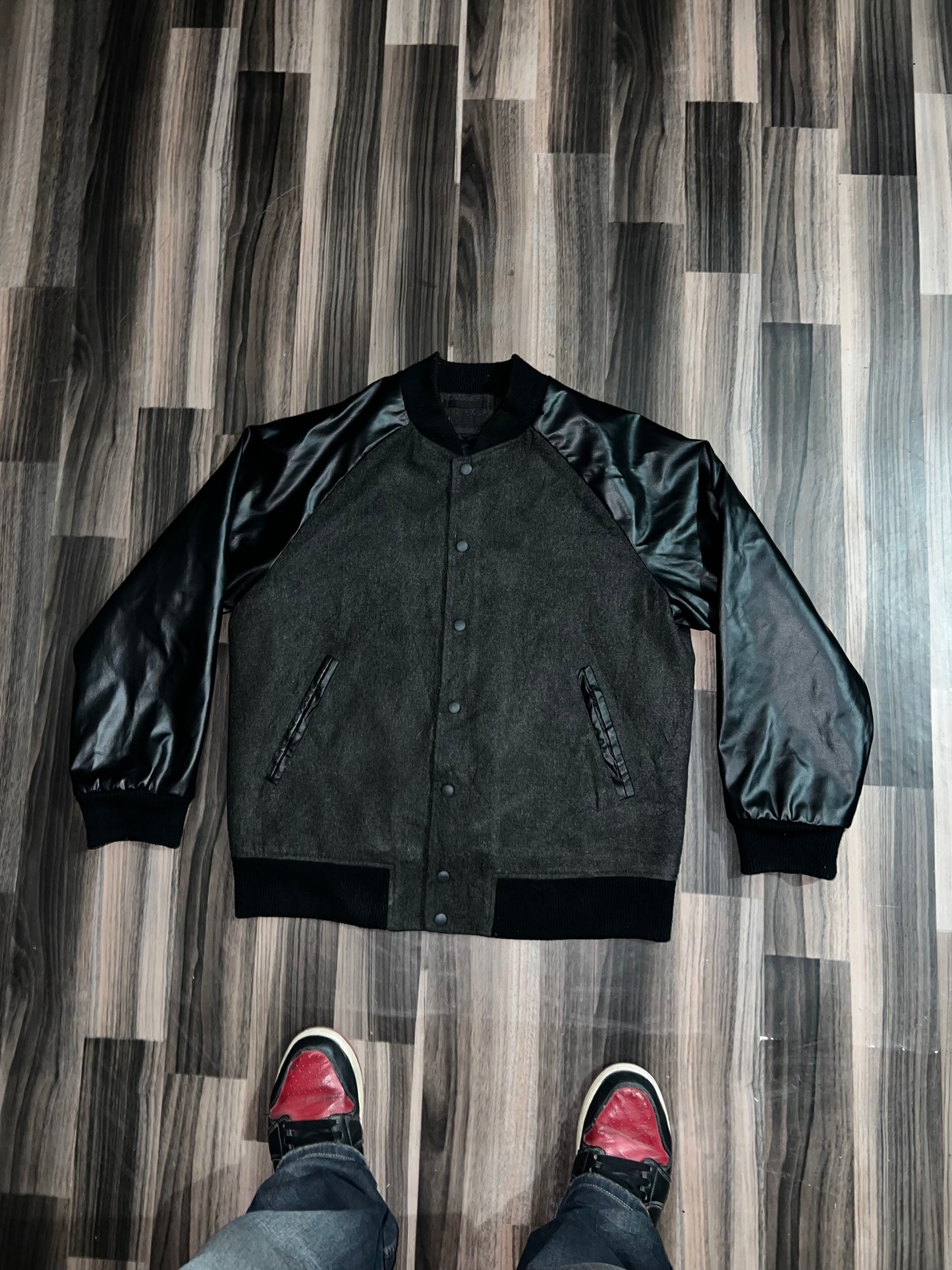 ZUNIQLO Original Leather Sleeve Jacket (L/XL)
