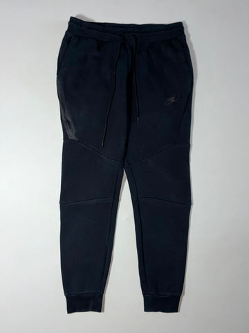 Vintage Nike Black Tech Fleece Jogger Pants (W:38) (L:30)