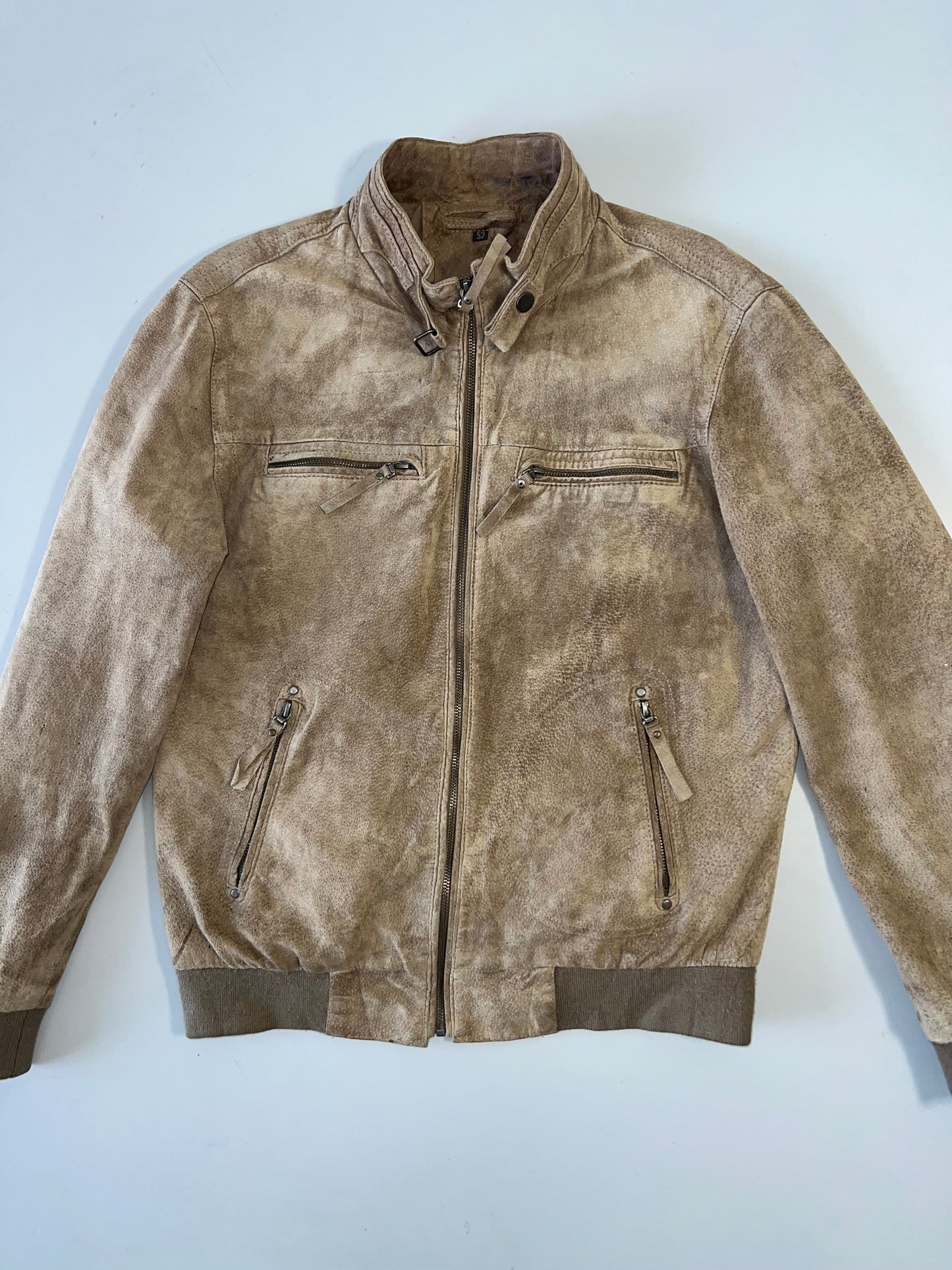 !                                                                                                                                                                                                                         Super Premium Original Leather (M/L)