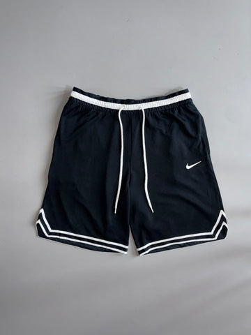 Vintage NBA Logo Basketball Shorts (W:33) (L:21)