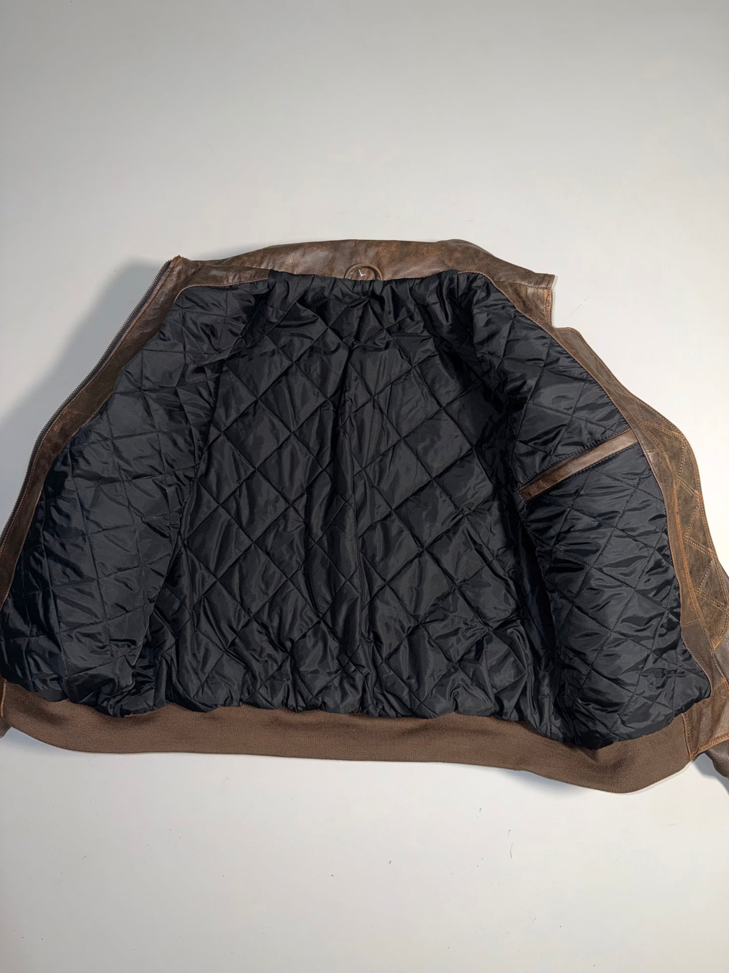 !                                                                                                                                                                                           A1 Brand New Ultra Premium Genuine Pure Leather Vintage Leather (L)