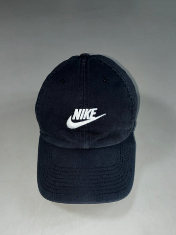 Nike Heritage86 Black Futura Logo Dad Cap – 100% Cotton (Adjustable)