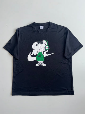 Nike Snoopy Graphic Streetwear T-Shirt (XL)