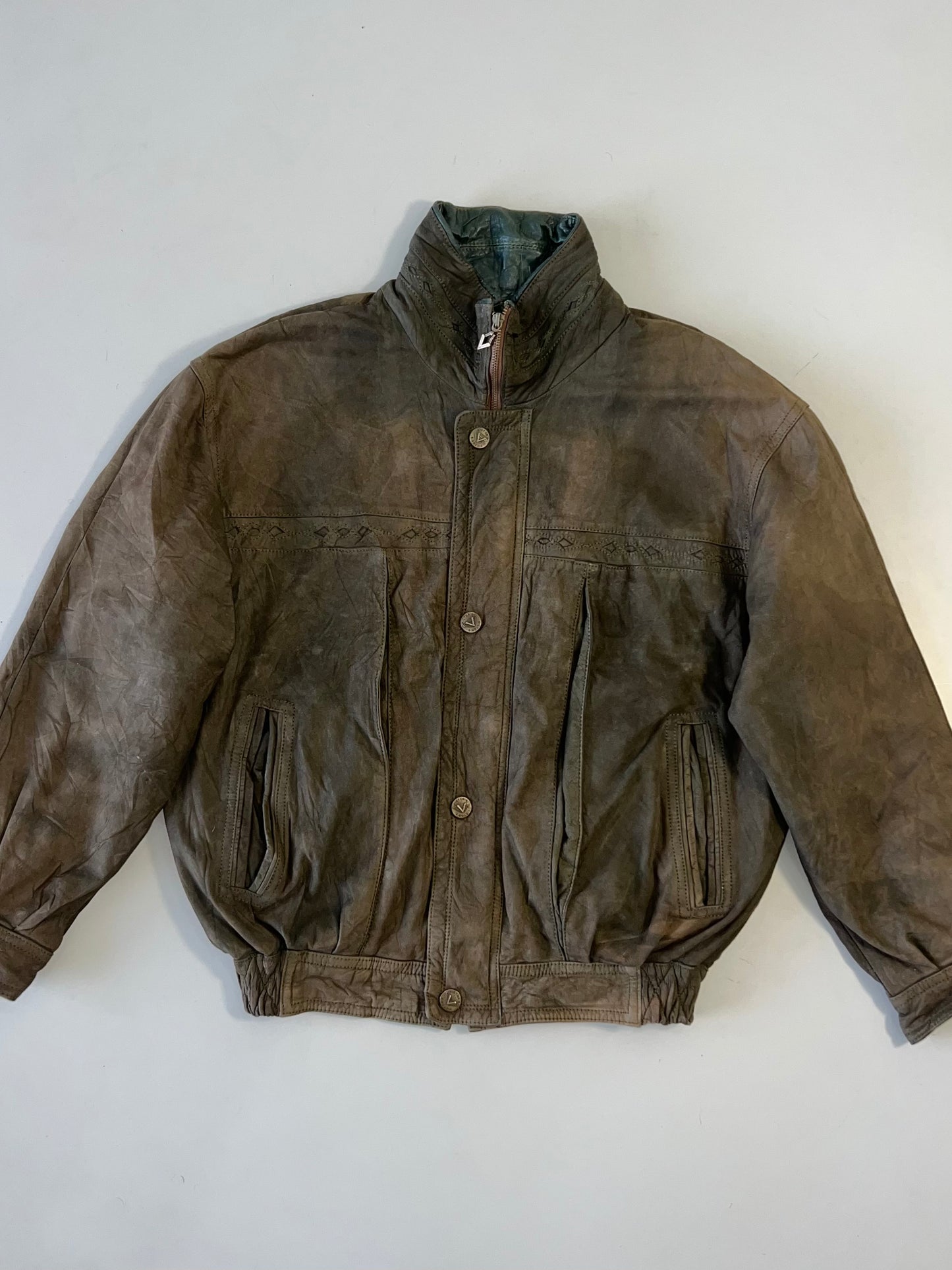 !                                                                                                                                                                                               Super Premium Original Leather Jacket (RARE) Made in Spain (XL)