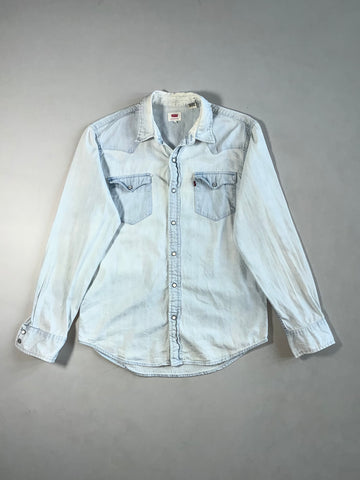 Levi’s Western Denim Pearl Snap Shirt Light Wash, Sawtooth Pocket Flaps, (M)