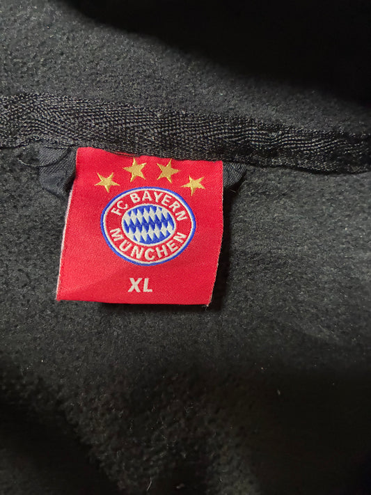FC Bayern München Black Fleece Zip Jacket (2XL)