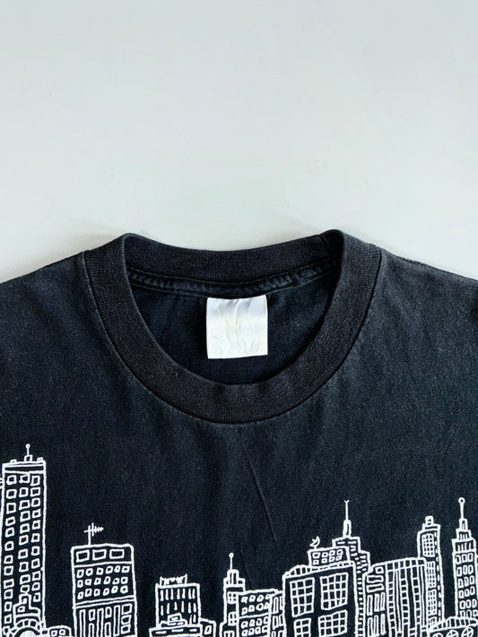 Vintage New York City Skyline Souvenir Graphic Tee (L)