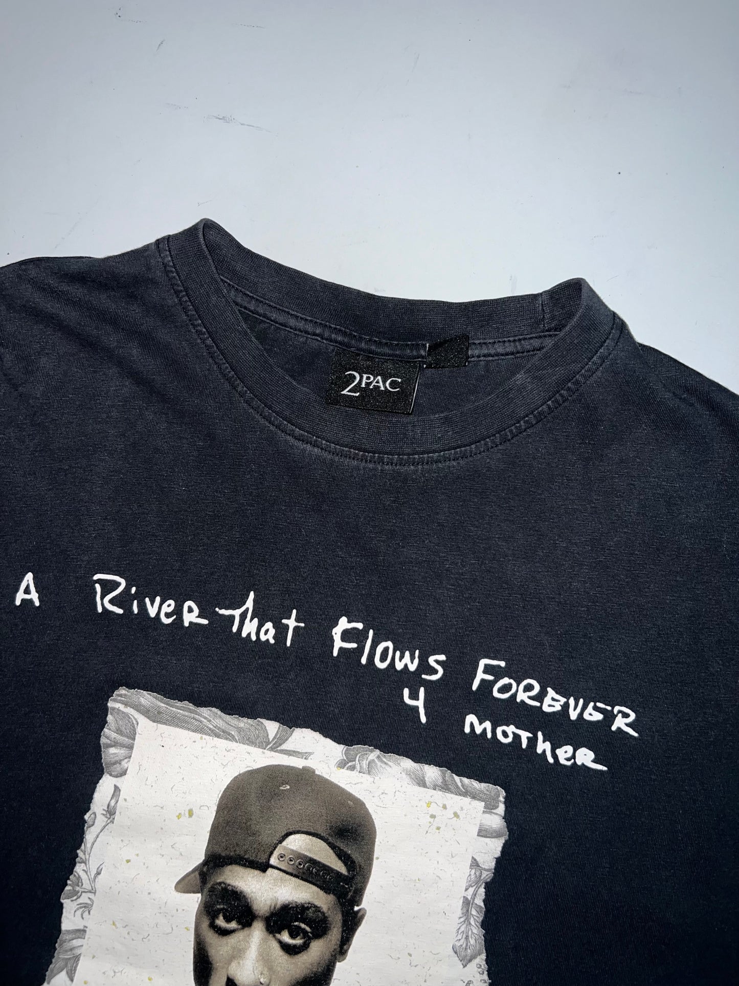 !                                                                              Vintage 2 PAC Original Tee (M/S)