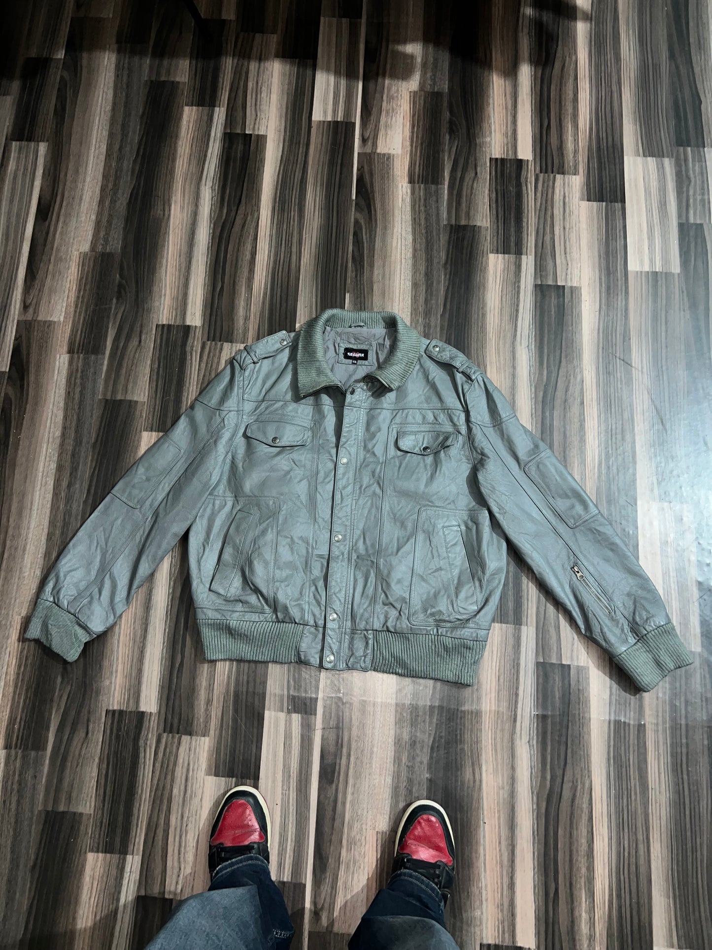 A Premium Leather(BOGO) Xl/2XL