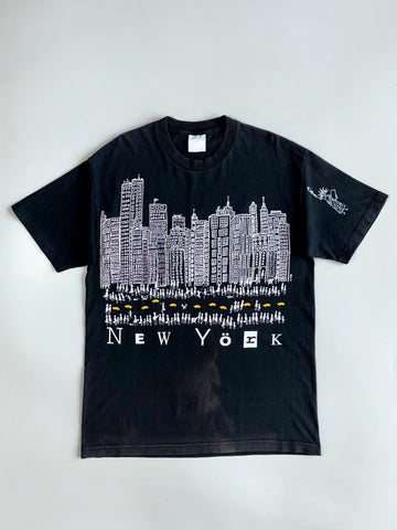 Vintage New York City Skyline Souvenir Graphic Tee (L)