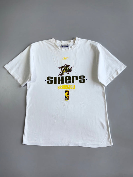 Vintage Reebok Philadelphia 76ers Sixers Basketball T-shirt (M)