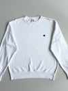 Champion White Embroidered Logo Crewneck Sweatshirt – (XL)