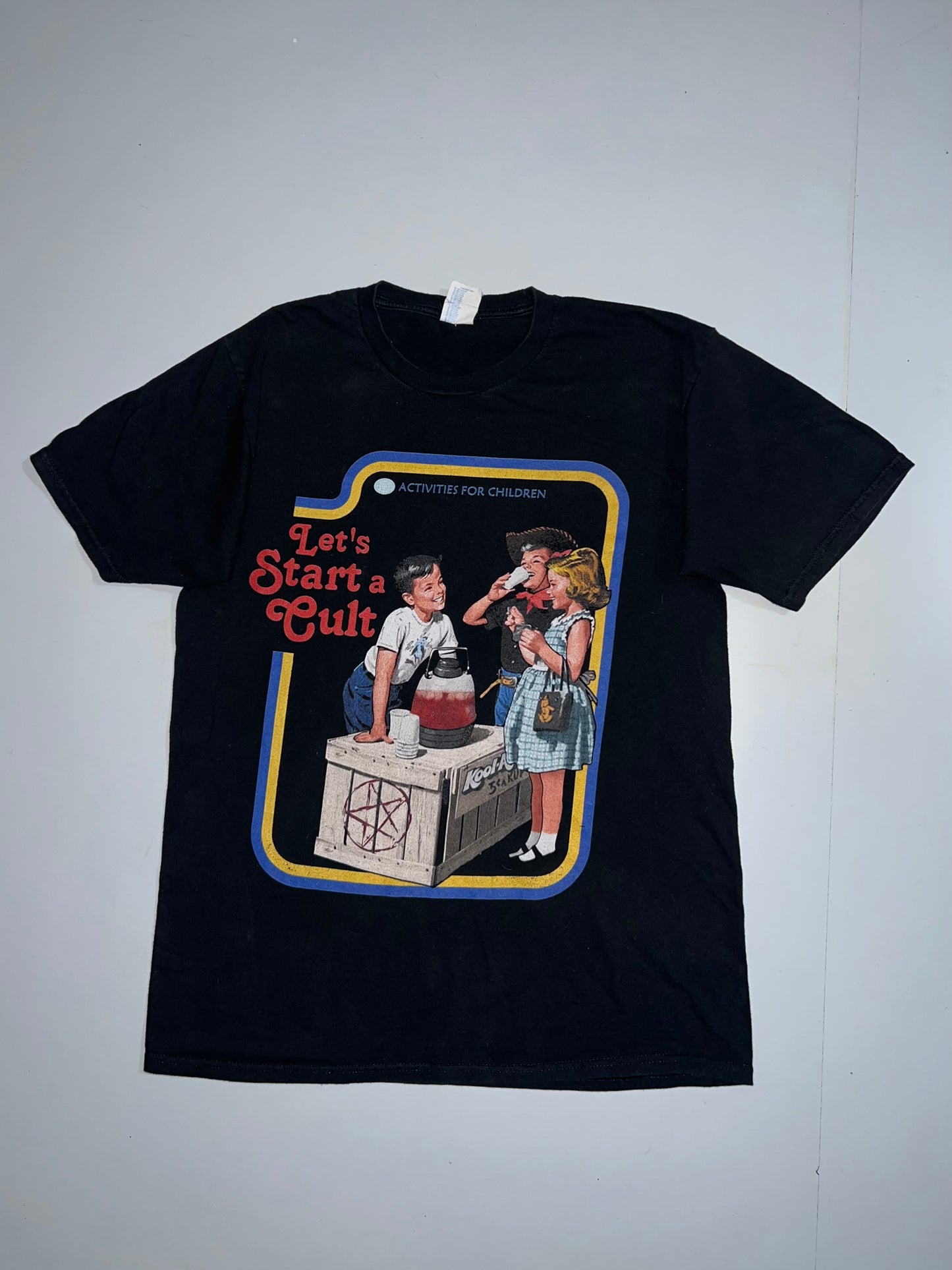 !                                         Authentic Vintage Tee (M)