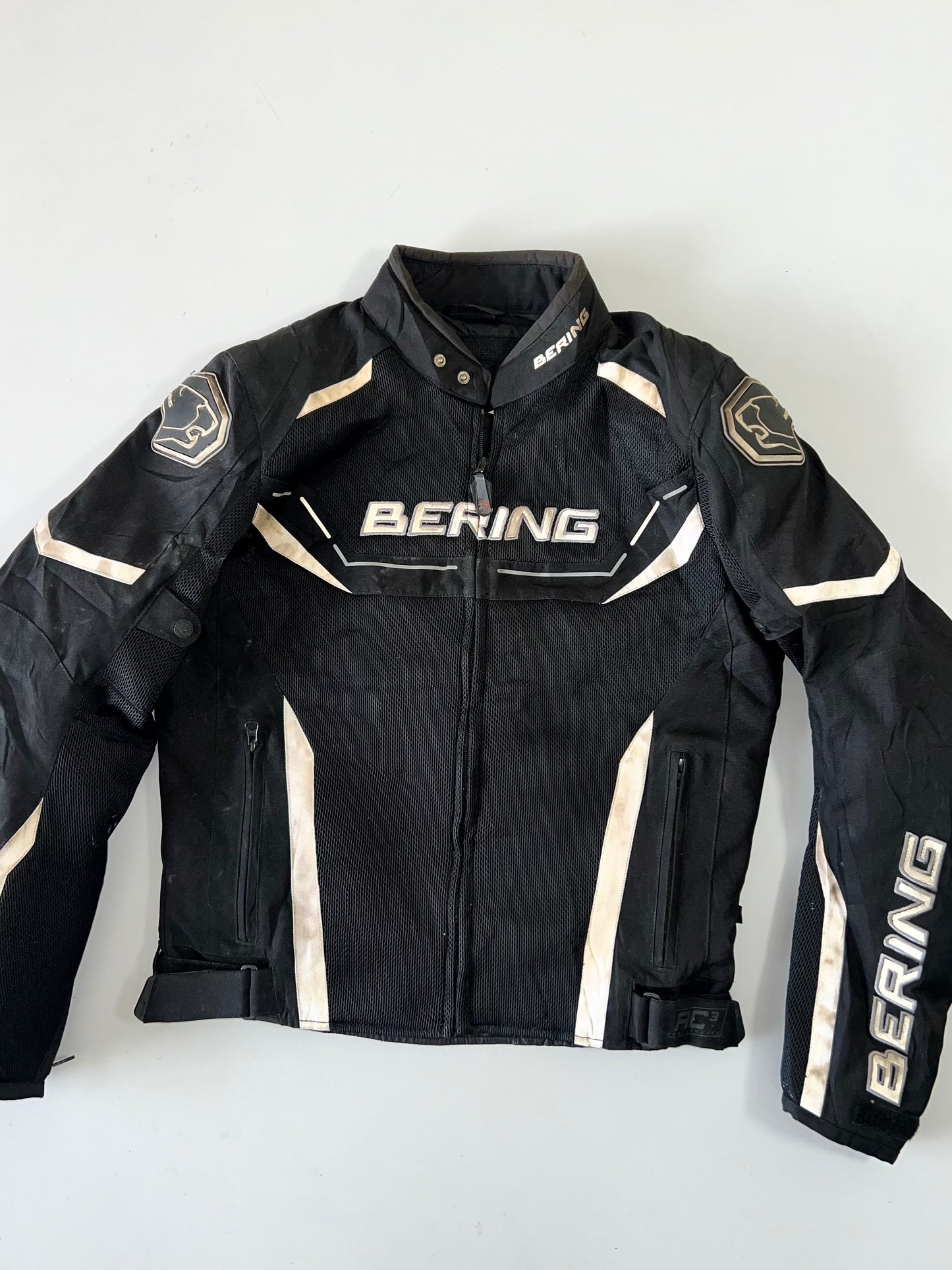 !                                                                                                                                                                                                          Super Premium Riding Jacket (PADDED) (M/L)