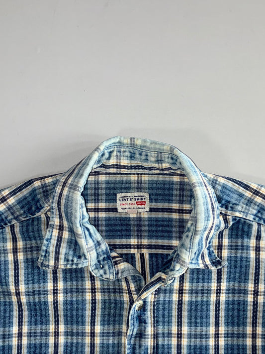 Levi’s Indigo Plaid Flannel Shirt (Hard Cotton) (M/L)