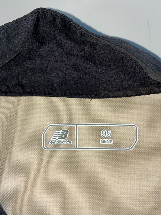 New Balance Black & White Half-Zip Pullover Windbreaker – Kangaroo Pocket (M)