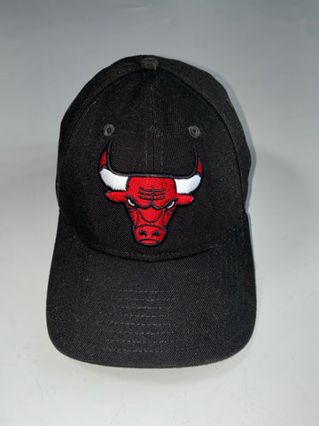 Vintage New Era Chicago Bulls Black Logo Cap (Adjustable)
